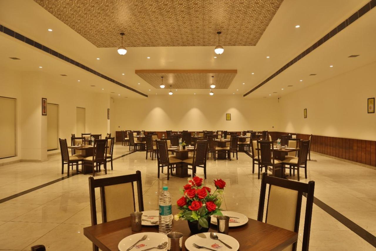 Mannat Resort Paota Prāgpura Екстериор снимка